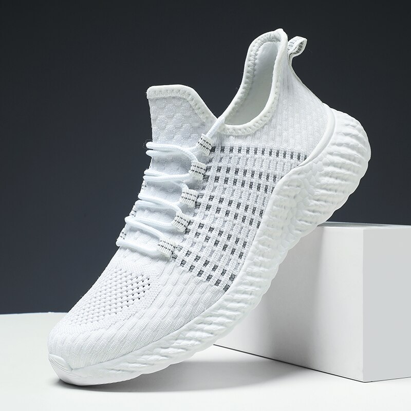 Outdoor Large Size Men Athletic Shoes Mesh Breathable Tenis Masculino Quality Lace-up Comfort Running Shoes Stylish All-match