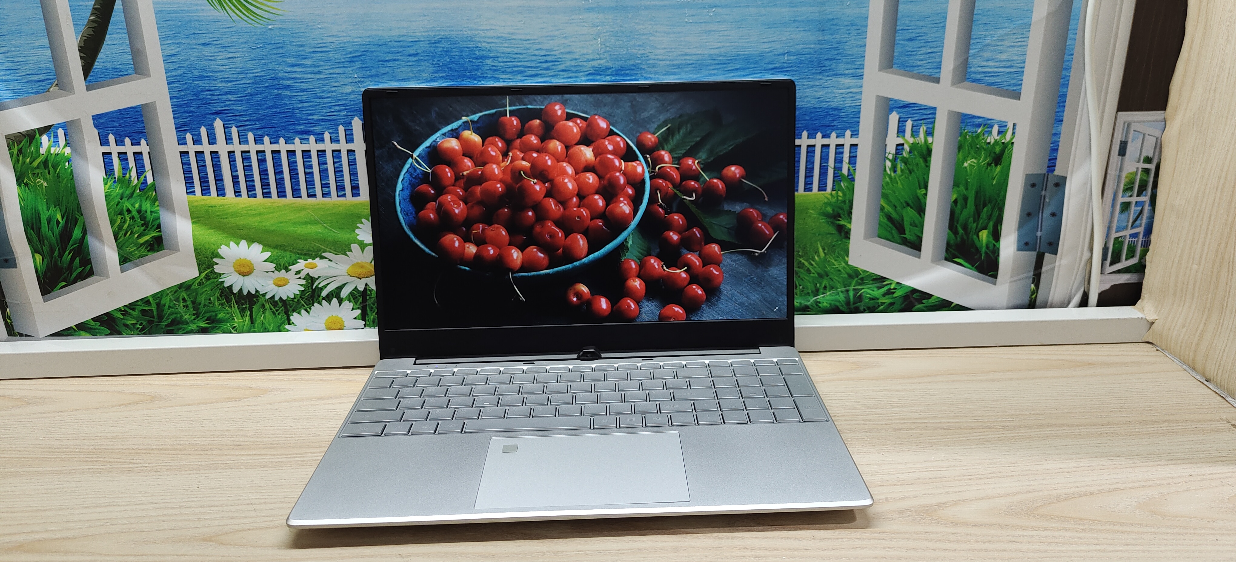 15 Inch Gaming Laptop With 8G RAM 1TB 512G 256G 128G 64G SSD ROM Intel Quad Core Windows 10 Notebook Computer